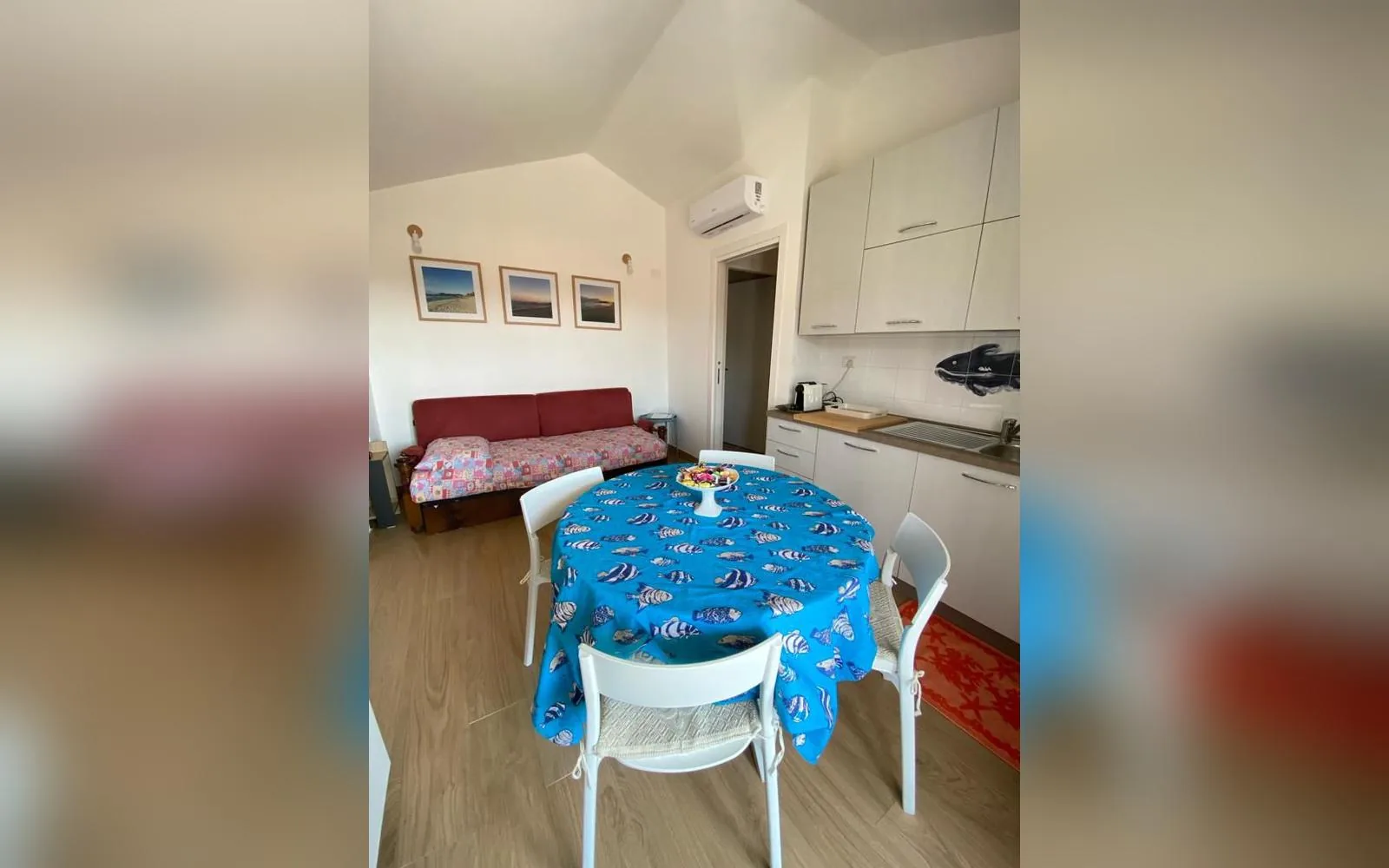 Camera con bagno privato — Domu Arcada, Villasimius (Sardegna) (foto 2)